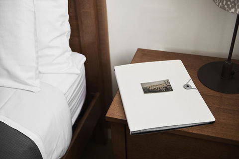 Plough Hotel - Accommodation BNB 10