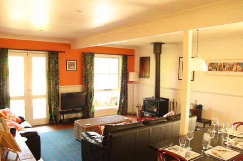 Merrimeet Cottages - Accommodation BNB 6