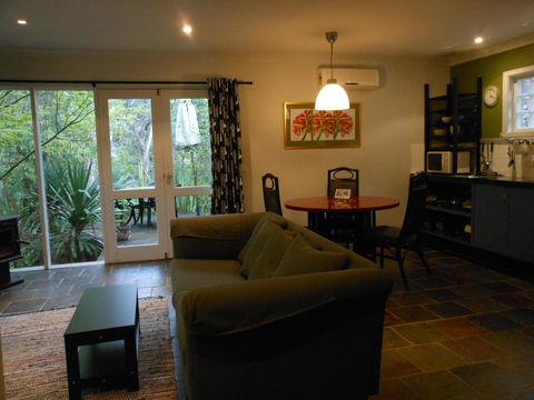 Merrimeet Cottages - Accommodation BNB 12