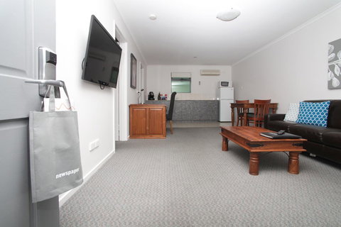 Quality Inn & Suites The Menzies - Accommodation BNB 40