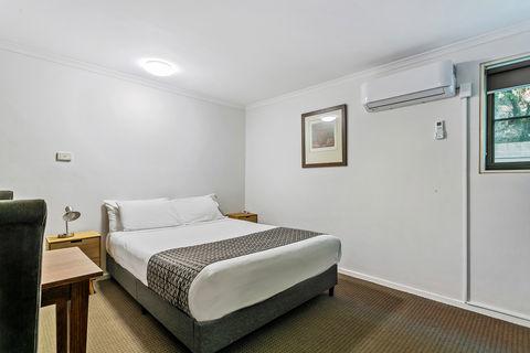 Quality Inn & Suites The Menzies - Accommodation BNB 3