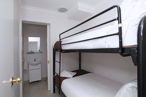 Quality Inn & Suites The Menzies - Accommodation BNB 27
