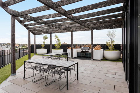 Modern Apartment In The Heart Of St Kilda - Accommodation BNB 19