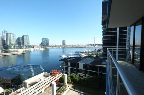ACD Apartments - Accommodation BNB 4