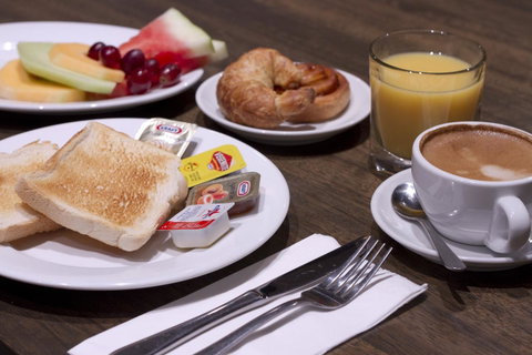 Causeway 353 Hotel - Accommodation BNB 19