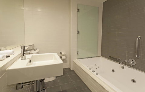 Causeway 353 Hotel - Accommodation BNB 29