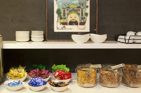 Causeway 353 Hotel - Accommodation BNB 17