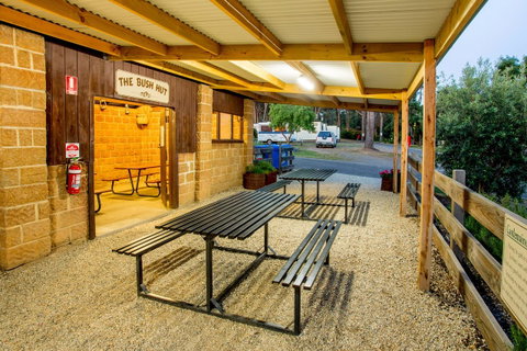 BIG4 Castlemaine Gardens - Accommodation BNB 24