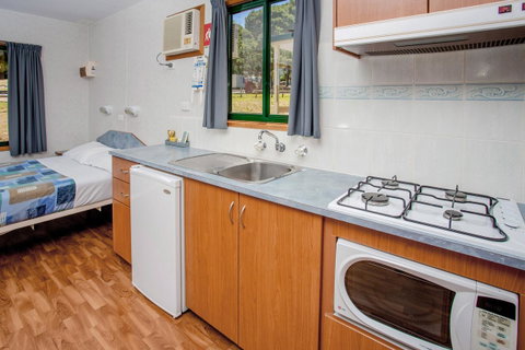 BIG4 Castlemaine Gardens - Accommodation BNB 16