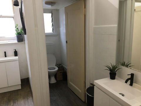 Central Club Hotel - Accommodation BNB 22