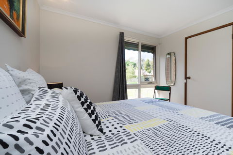 Uptown Frankston - Accommodation BNB 5