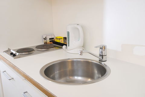 Metro Apartments On Bank Place - Accommodation BNB 10