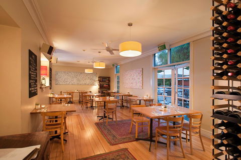 Athelstane House - Accommodation BNB 10