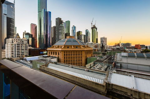 Auguste, Melbourne CBD Private Accommodation With Parking - Accommodation BNB 5