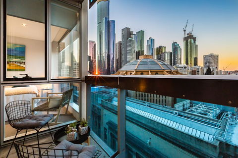 Auguste, Melbourne CBD Private Accommodation With Parking - Accommodation BNB 1
