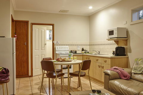 Goldfield Holiday Units - Accommodation BNB 7