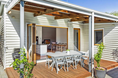 Central Bendigo Cottage, Walk To Everywhere!! - Accommodation BNB 2