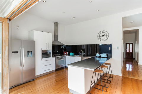 Central Bendigo Cottage, Walk To Everywhere!! - Accommodation BNB 7