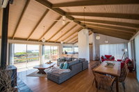 Book Peterborough Accommodation Vacations Accommodation BNB Accommodation BNB