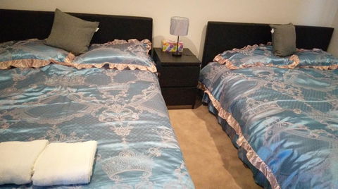 Melbourne Guest House - Accommodation BNB 24