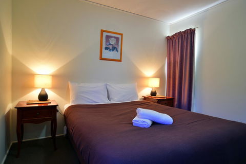 Executive Hideaway - Accommodation BNB 30