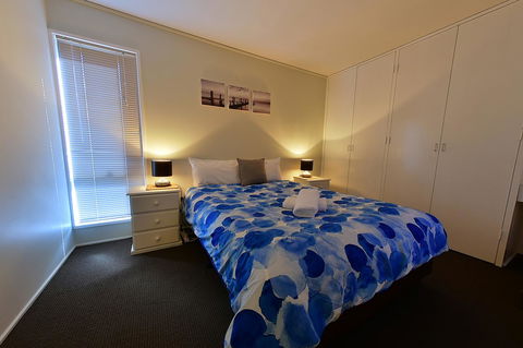 Executive Hideaway - Accommodation BNB 39