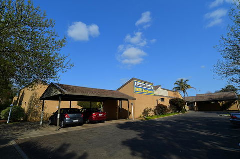 Executive Hideaway - Accommodation BNB 10
