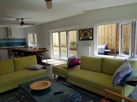 Zeally Bay Stay Deep Ocean - Accommodation BNB 2