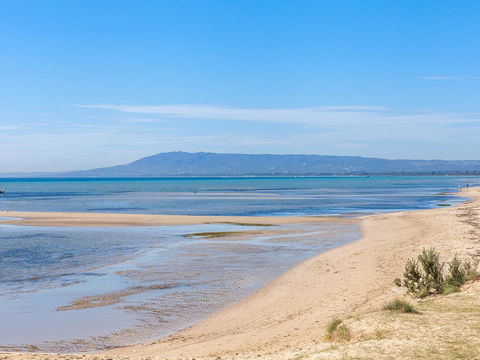 Lansdowne Villa - With Swimming Pool - Accommodation BNB 14