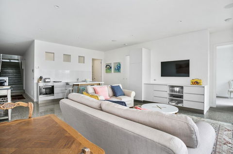 Lansdowne Villa - With Swimming Pool - Accommodation BNB 2