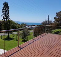 Beach Retreat Apartment Marengo - Accommodation BNB