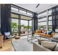 Ultimate Luxury Penthouse From The Block - Accommodation BNB