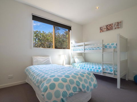 Blairgowrie Moonah Beach House: Walk To Beach - Accommodation BNB 10