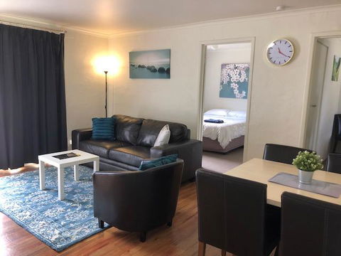 Willow Dene Holiday Apartments - Accommodation BNB 0