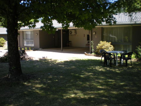 Willow Dene Holiday Apartments - Accommodation BNB 4