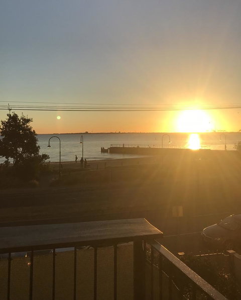 Beach Front Beauty - Accommodation BNB 20