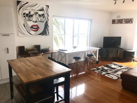 Beach Front Beauty - Accommodation BNB 0