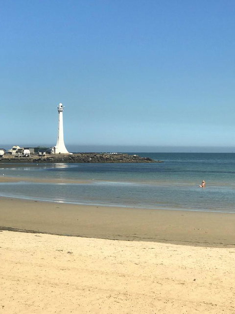 Beach Front Beauty - Accommodation BNB 21