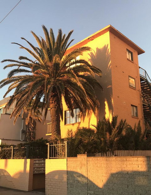 Beach Front Beauty - Accommodation BNB 11
