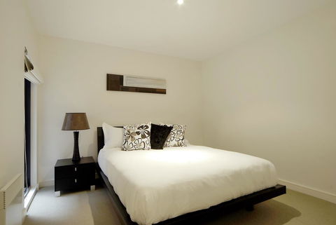 C-Scape Water Front Apartment - Accommodation BNB 6