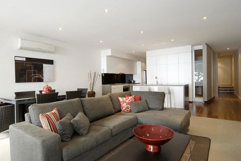 C-Scape Water Front Apartment - Accommodation BNB 4