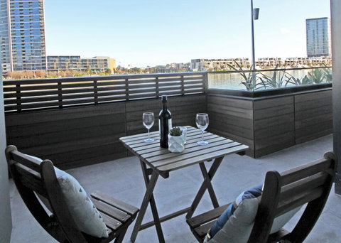Auzzie Apartments Docklands, Melbourne - Accommodation BNB 3