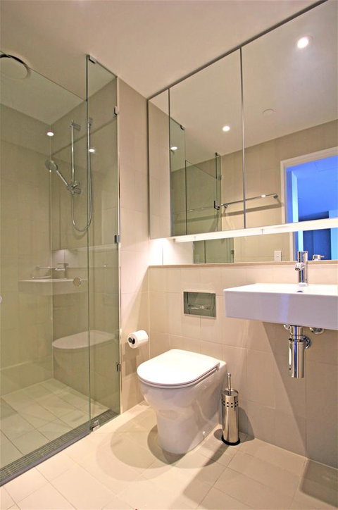 Auzzie Apartments Docklands, Melbourne - Accommodation BNB 12