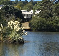 Lakeside Conti Villas - Accommodation BNB