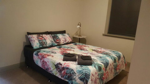 HogmortHomes Neale Street - Accommodation BNB 3