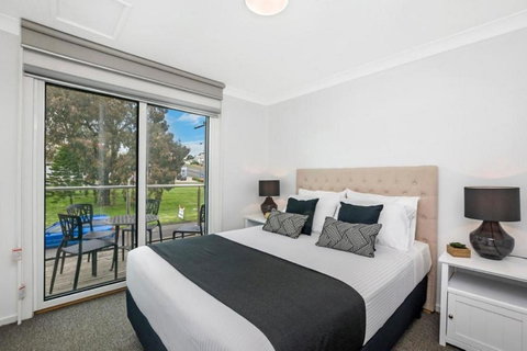Apartments 521 - Accommodation BNB 4