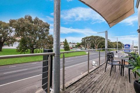 Apartments 521 - Accommodation BNB 16
