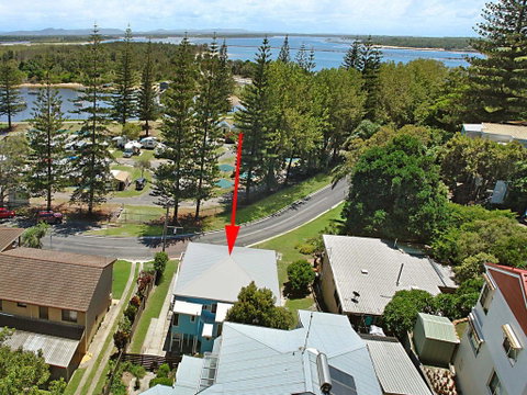The Blue House - Flat Walk To River And Beach - Accommodation BNB 0