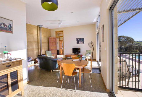 The Chocolate Lily Bed & Breakfast - Accommodation BNB 1