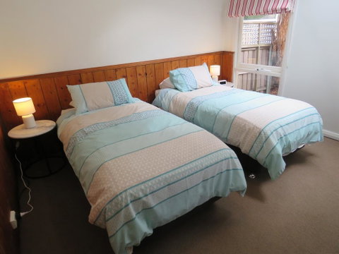 The Cottage South Hobart - Accommodation BNB 3